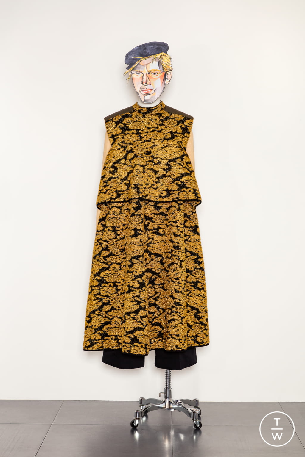 Fashion Week London Spring/Summer 2021 look 15 from the JW Anderson collection 男装