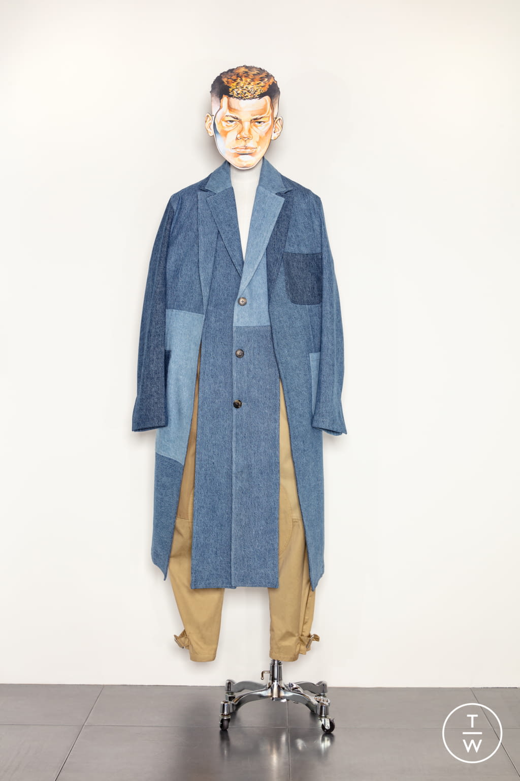 Fashion Week London Spring/Summer 2021 look 35 from the JW Anderson collection 男装