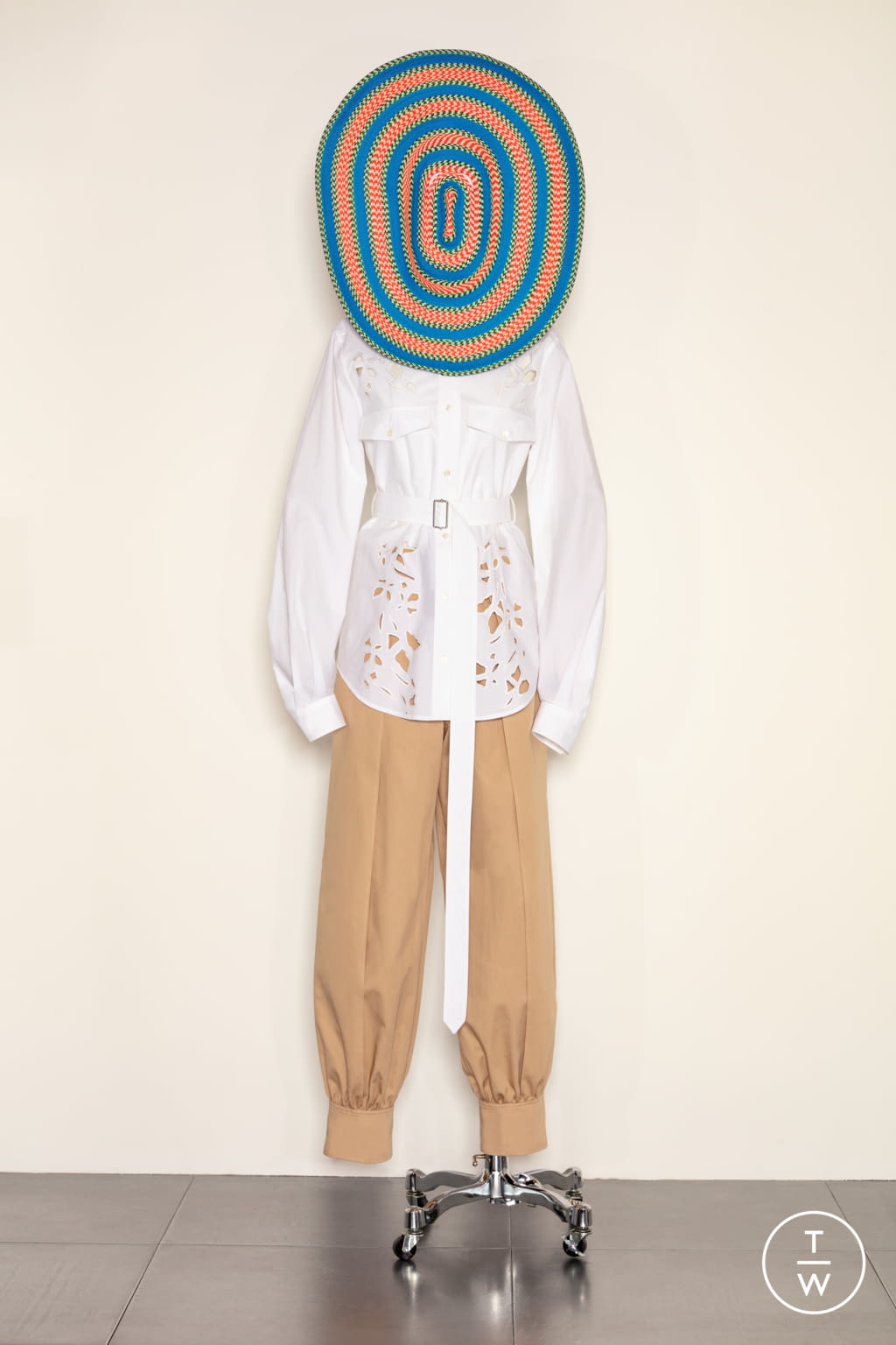Fashion Week London Resort 2021 look 15 from the JW Anderson collection womenswear