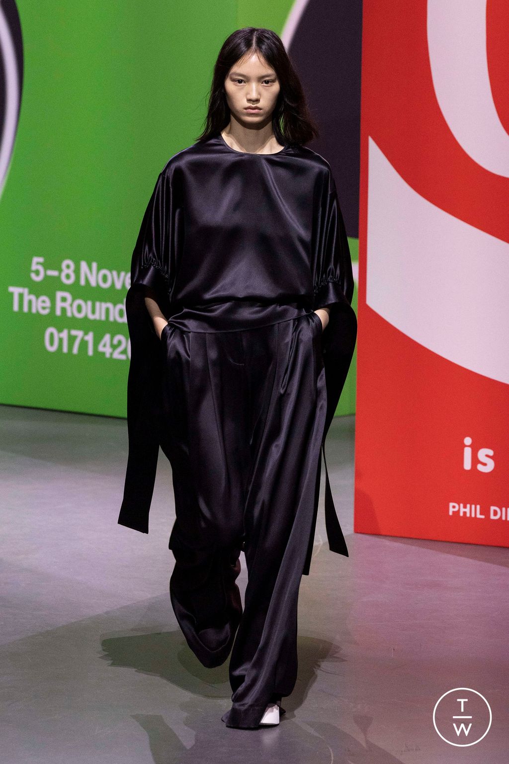 Fashion Week London Fall/Winter 2023 look 37 from the JW Anderson collection 女装