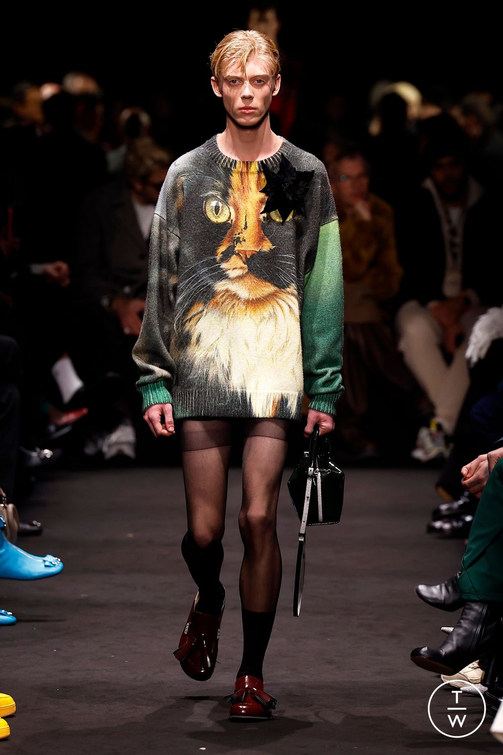 Fashion Week Milan Fall/Winter 2024 look 8 de la collection JW Anderson menswear