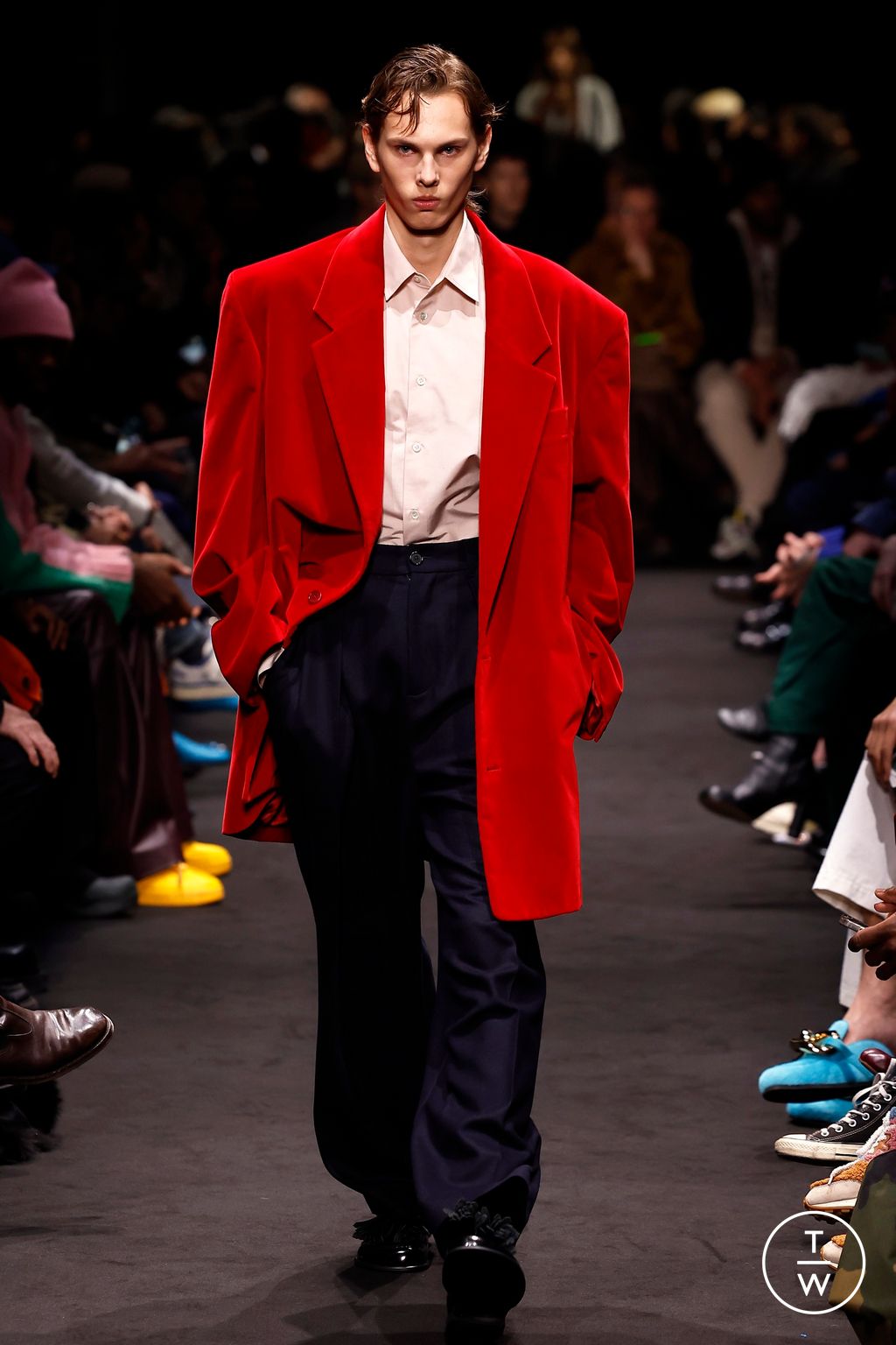 Fashion Week Milan Fall/Winter 2024 look 14 from the JW Anderson collection 男装