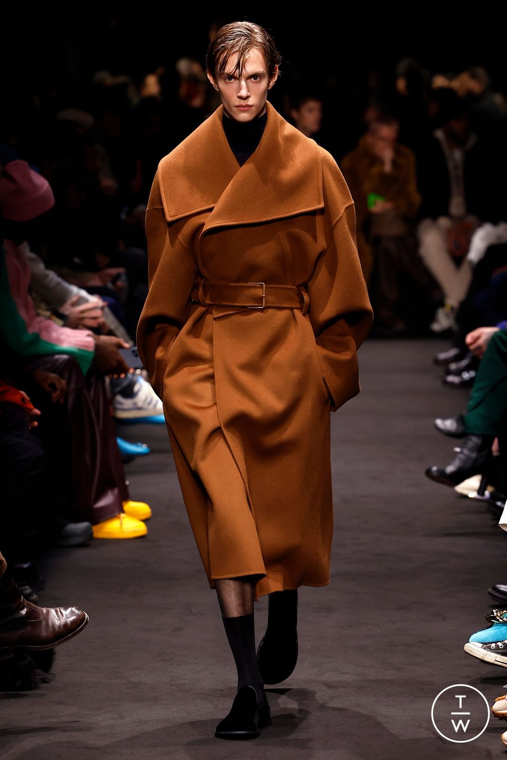 Fashion Week Milan Fall/Winter 2024 look 20 from the JW Anderson collection 男装