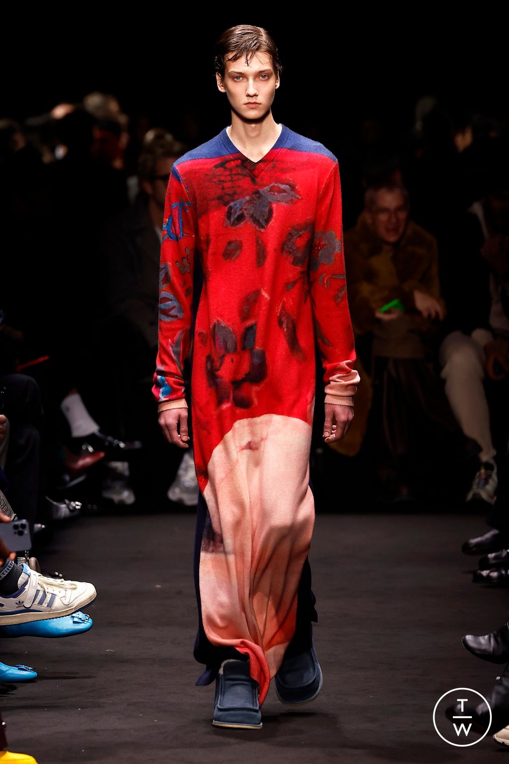 Fashion Week Milan Fall/Winter 2024 look 23 de la collection JW Anderson menswear
