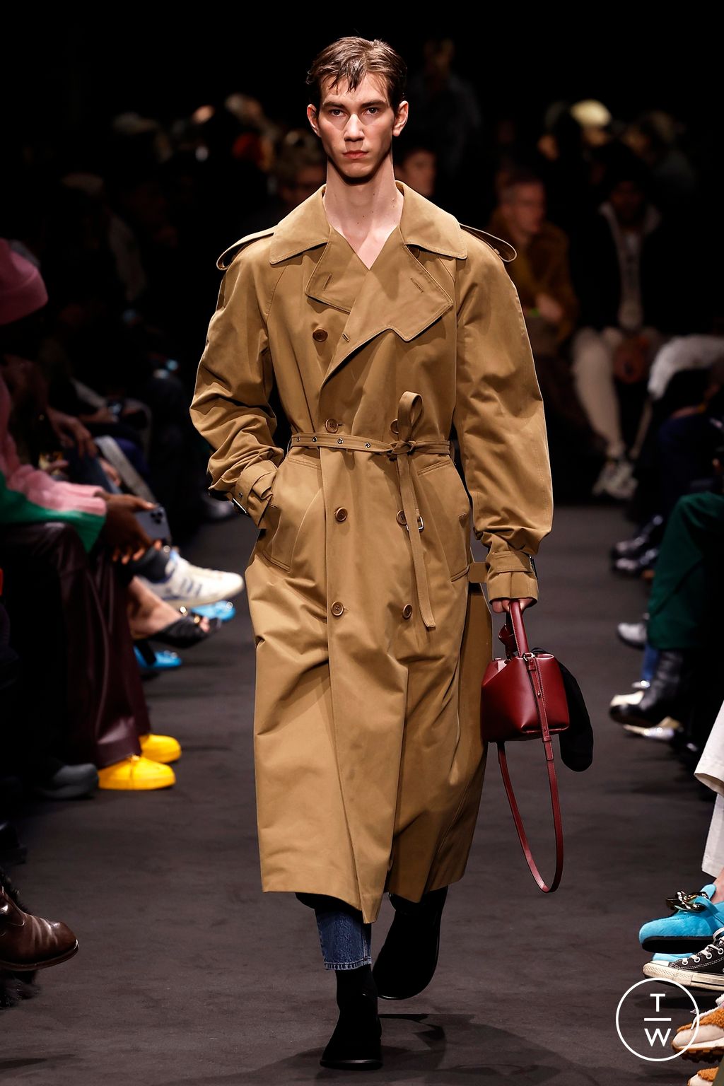 Fashion Week Milan Fall/Winter 2024 look 41 from the JW Anderson collection 男装