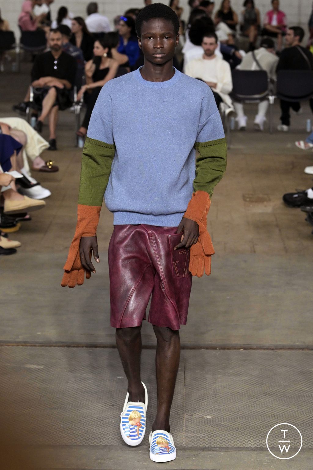 Fashion Week Milan Spring/Summer 2023 look 22 from the JW Anderson collection 男装