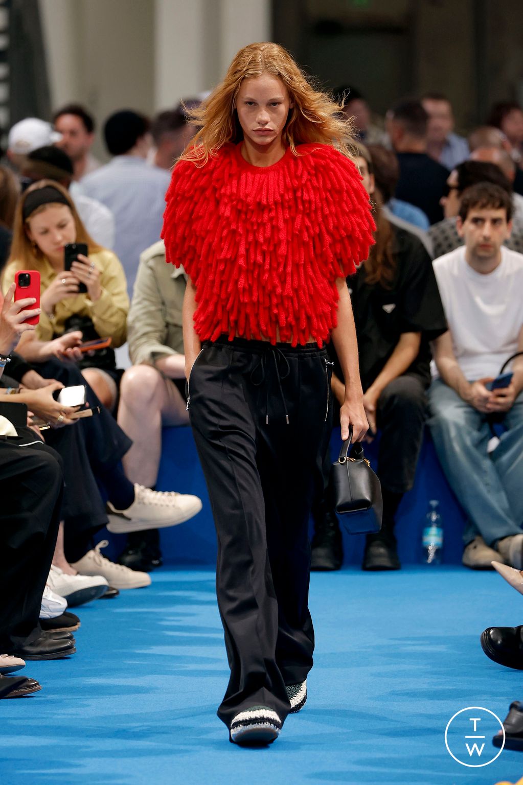Fashion Week Milan Spring/Summer 2024 look 45 de la collection JW Anderson menswear