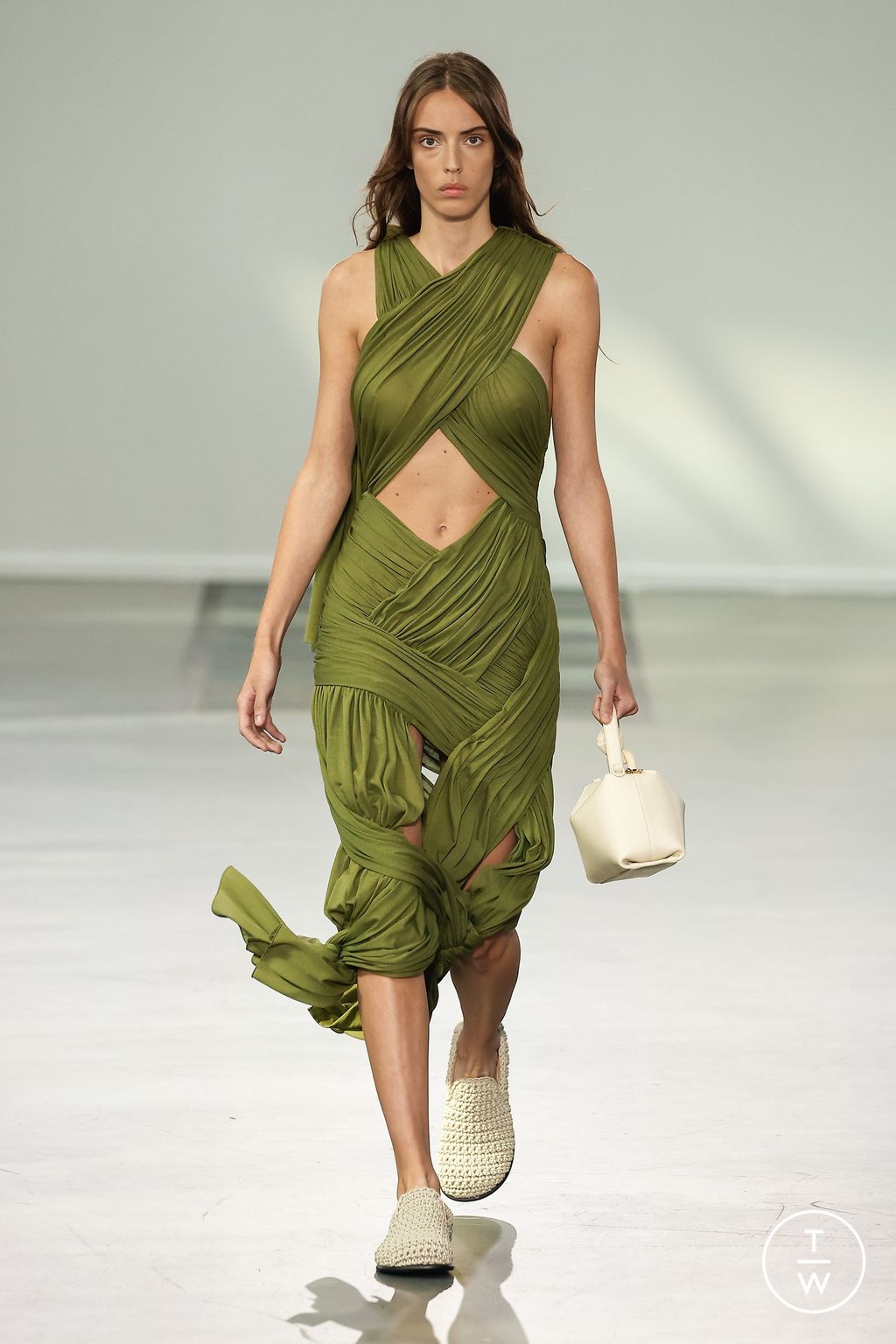 Fashion Week London Spring/Summer 2024 look 15 de la collection JW Anderson womenswear
