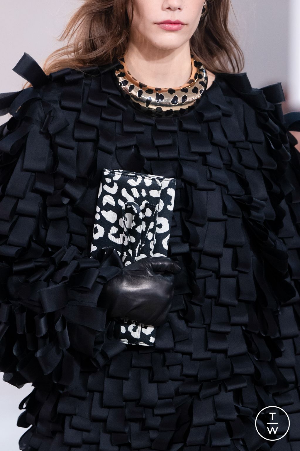 Fashion Week New York Fall/Winter 2026 look 2 from the Carolina Herrera collection womenswear accessories