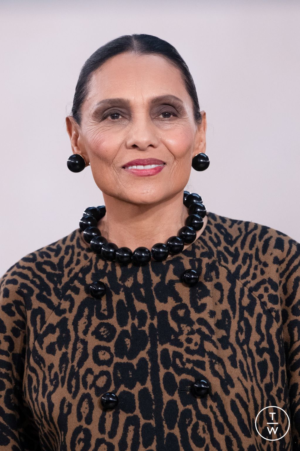 Fashion Week New York Fall/Winter 2026 look 40 from the Carolina Herrera collection womenswear accessories
