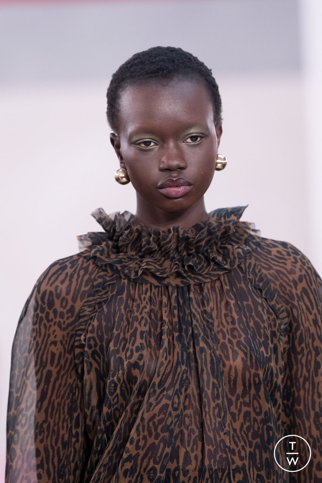 Fashion Week New York Fall/Winter 2026 look 41 from the Carolina Herrera collection womenswear accessories