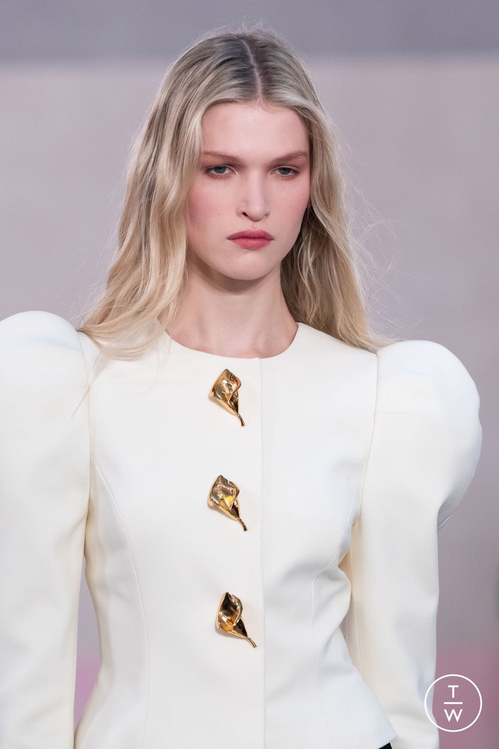 Fashion Week New York Fall/Winter 2026 look 56 from the Carolina Herrera collection womenswear accessories