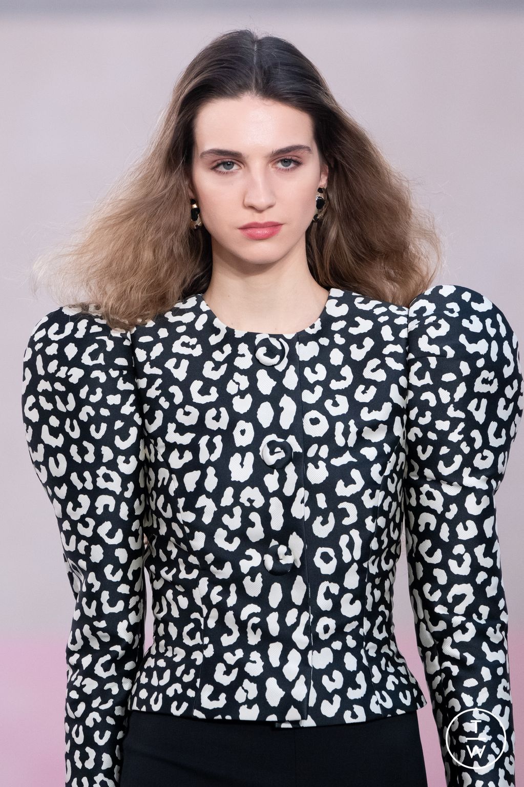 Fashion Week New York Fall/Winter 2026 look 65 from the Carolina Herrera collection womenswear accessories
