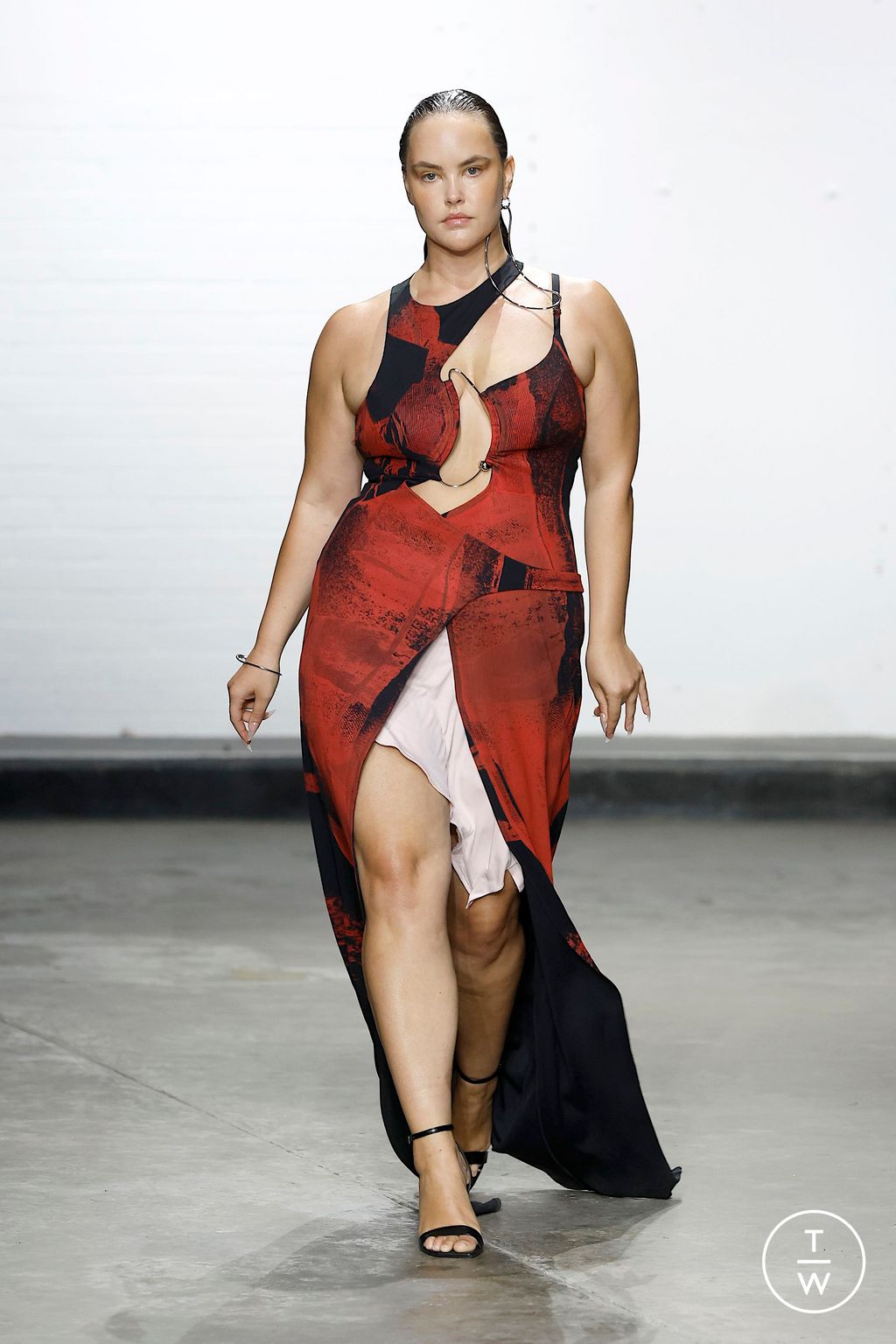 Fashion Week London Spring/Summer 2025 look 7 from the KAROLINE VITTO collection womenswear