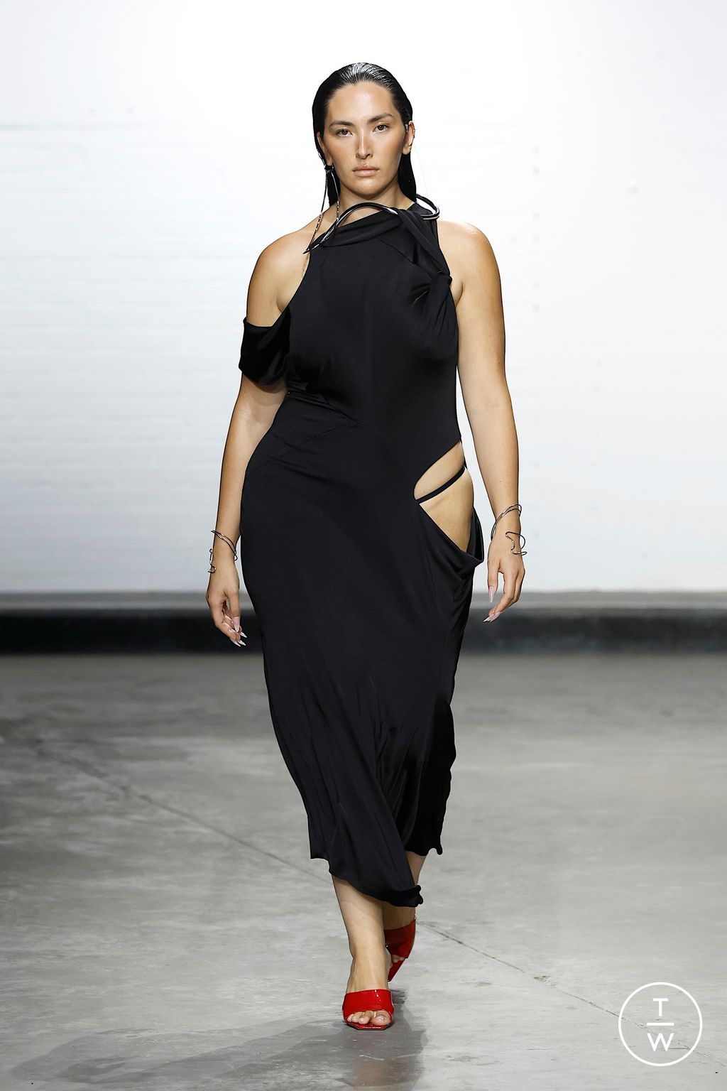 Fashion Week London Spring/Summer 2025 look 22 from the KAROLINE VITTO collection womenswear