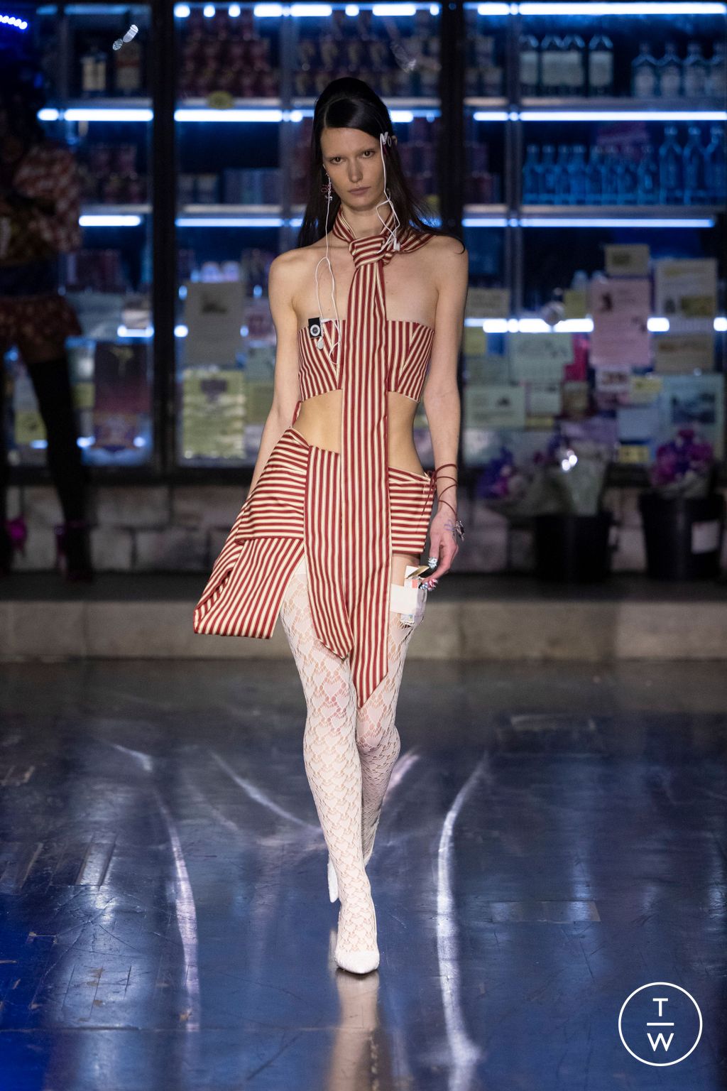 Fashion Week London Fall/Winter 2024 look 19 de la collection Sinead Gorey womenswear
