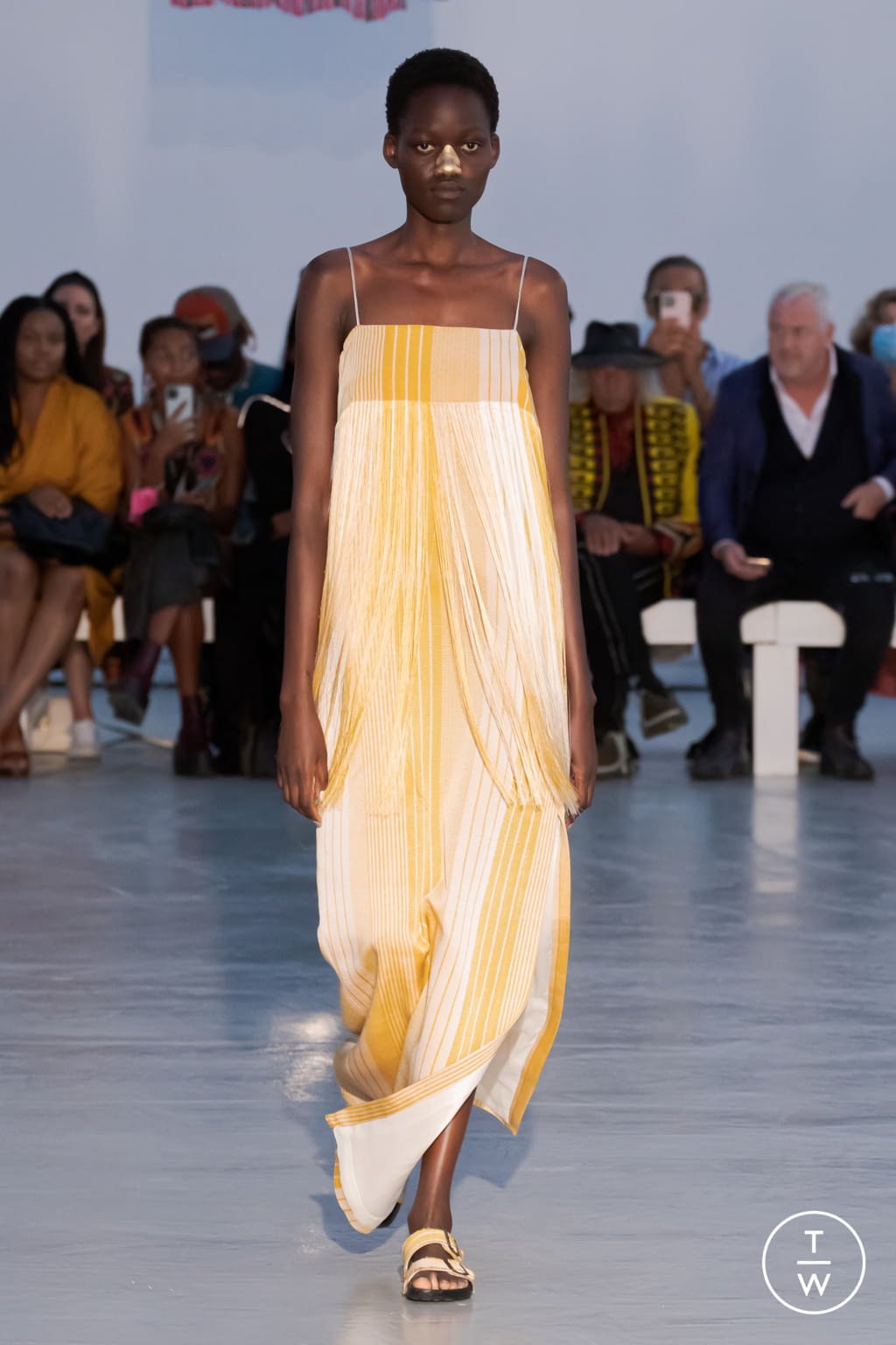Fashion Week Paris Spring/Summer 2022 look 2 de la collection Kenneth Ize womenswear