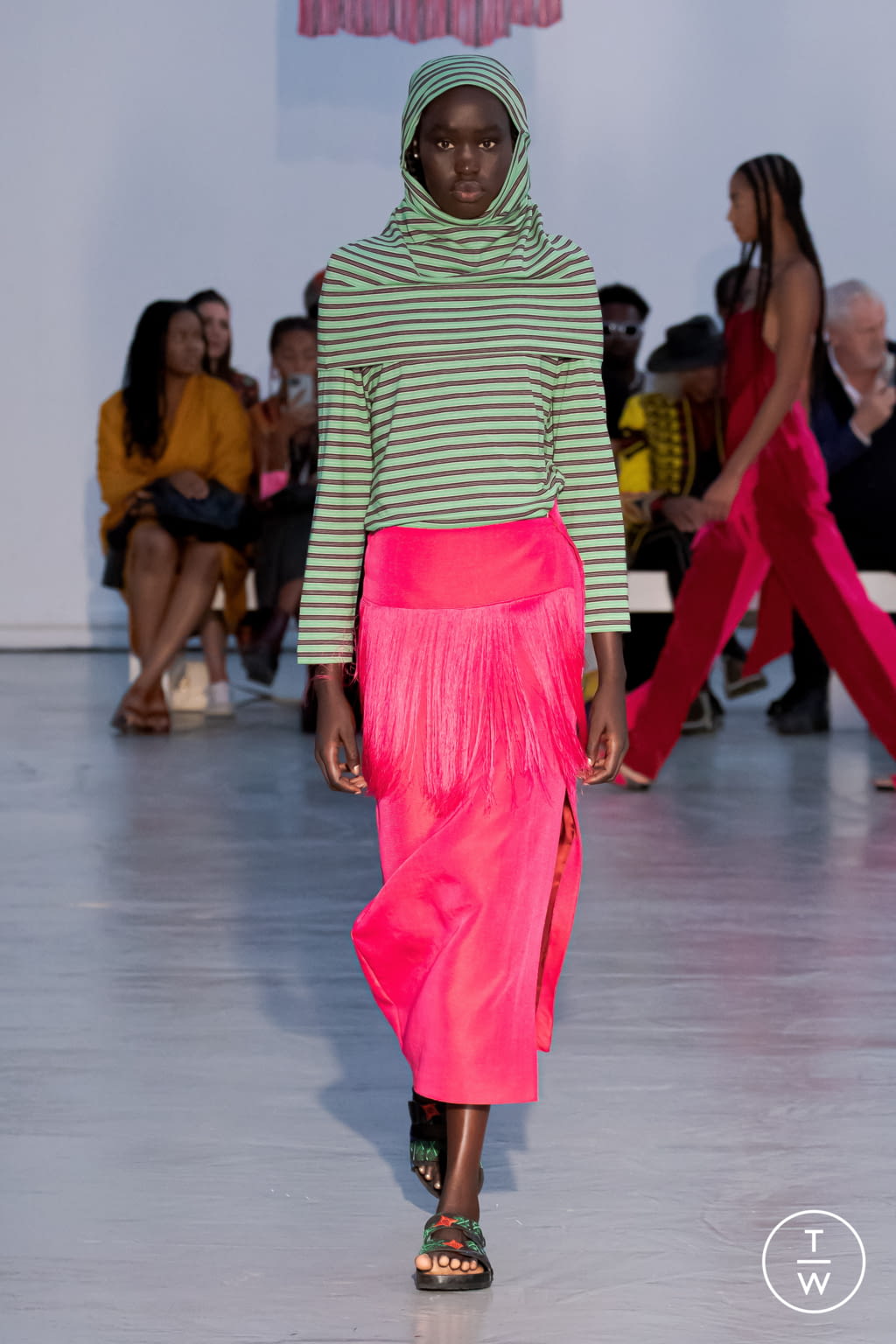 Fashion Week Paris Spring/Summer 2022 look 6 de la collection Kenneth Ize womenswear