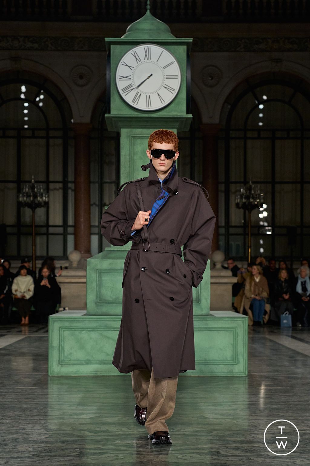 Fashion Week London Fall/Winter 2025 look 10 from the Kent & Curwen collection womenswear