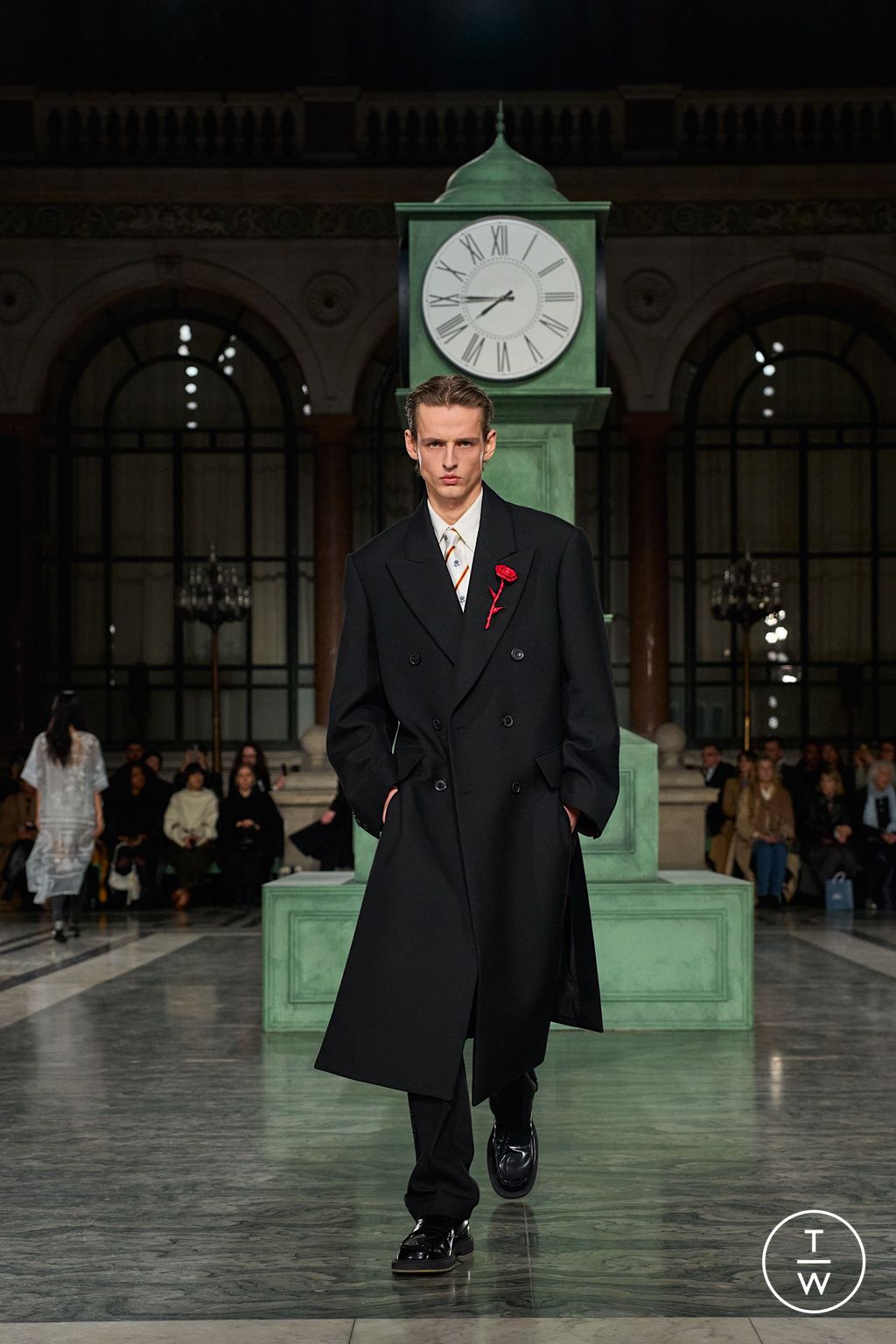 Fashion Week London Fall/Winter 2025 look 45 from the Kent & Curwen collection womenswear