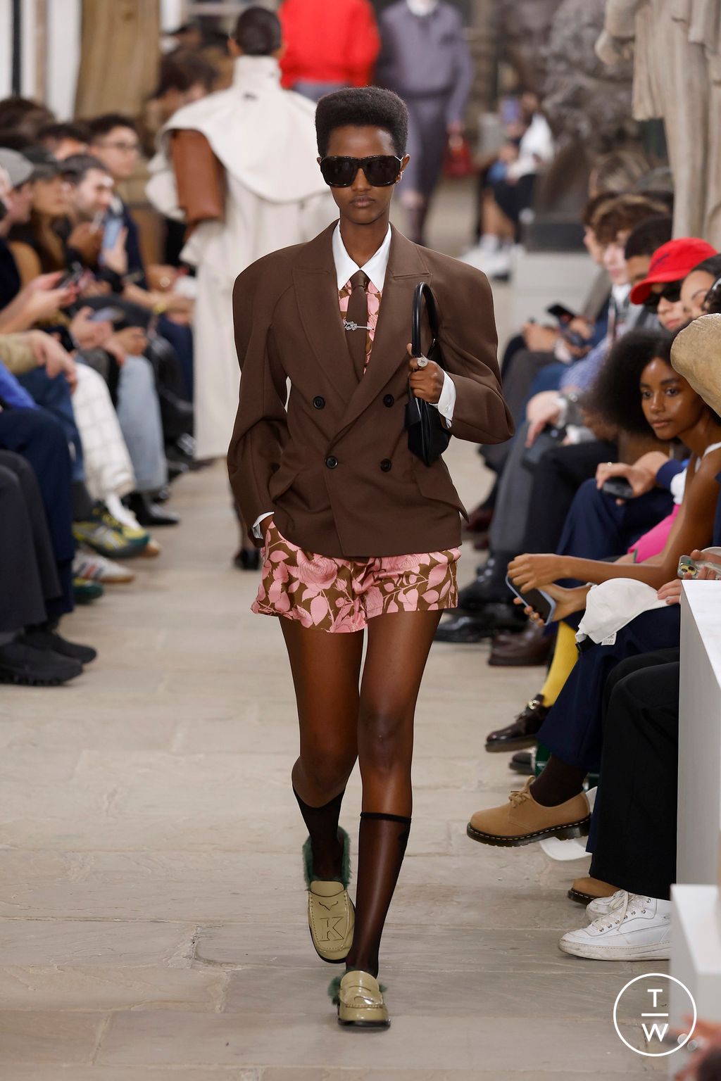 Fashion Week London Spring/Summer 2025 look 18 from the Kent & Curwen collection womenswear