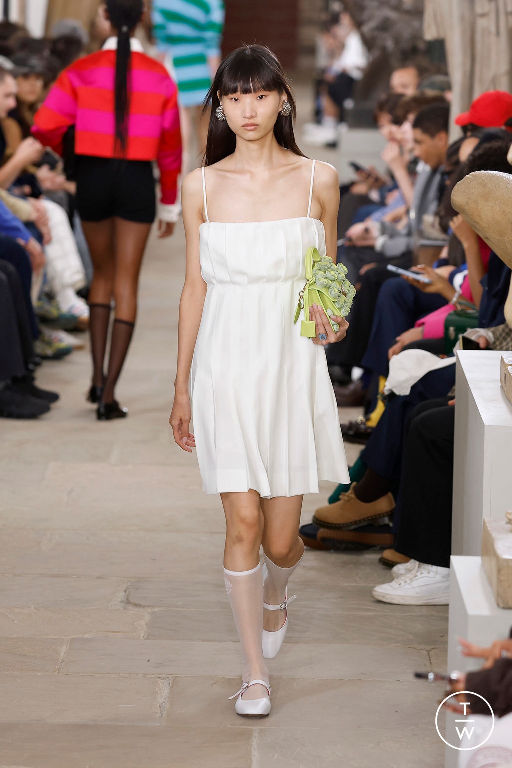 Fashion Week London Spring/Summer 2025 look 29 from the Kent & Curwen collection womenswear