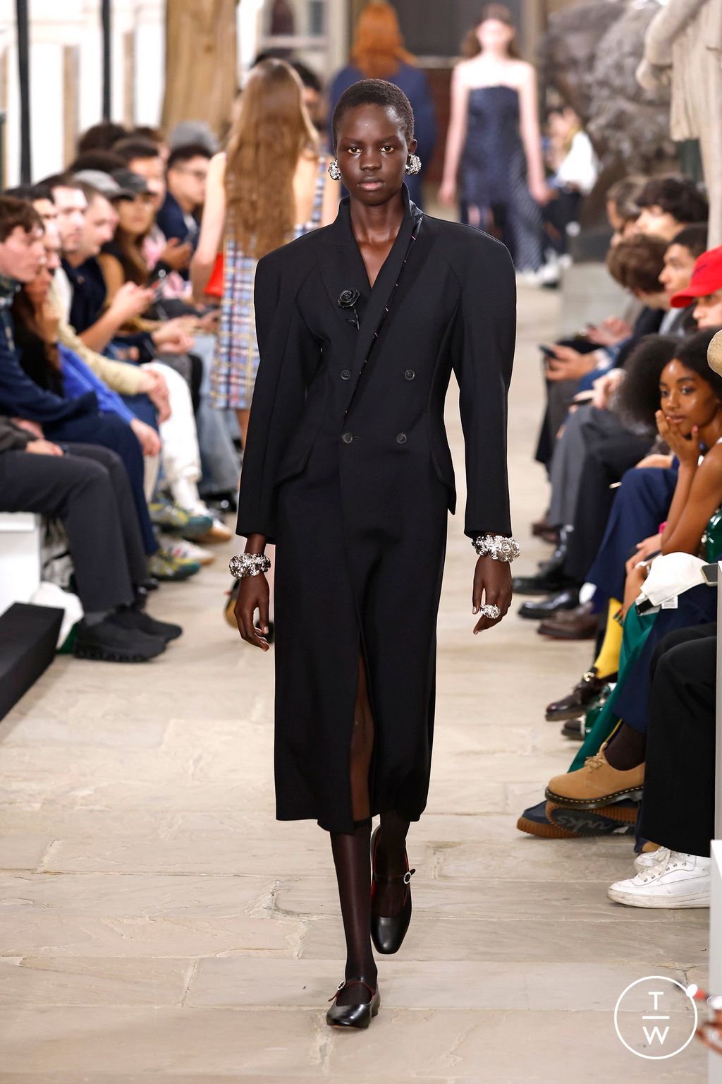 Fashion Week London Spring/Summer 2025 look 39 from the Kent & Curwen collection womenswear