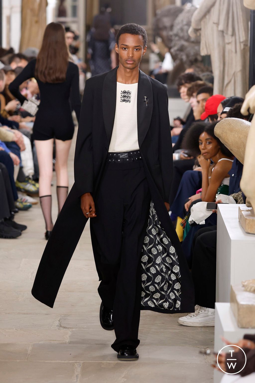 Fashion Week London Spring/Summer 2025 look 43 from the Kent & Curwen collection womenswear