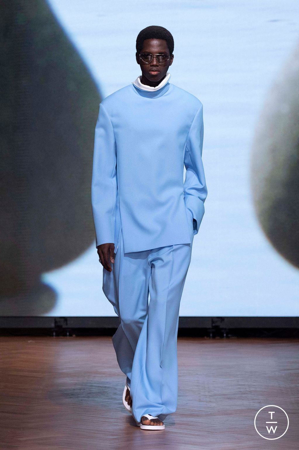 Fashion Week London Spring/Summer 2026 look 33 from the Kent & Curwen collection womenswear