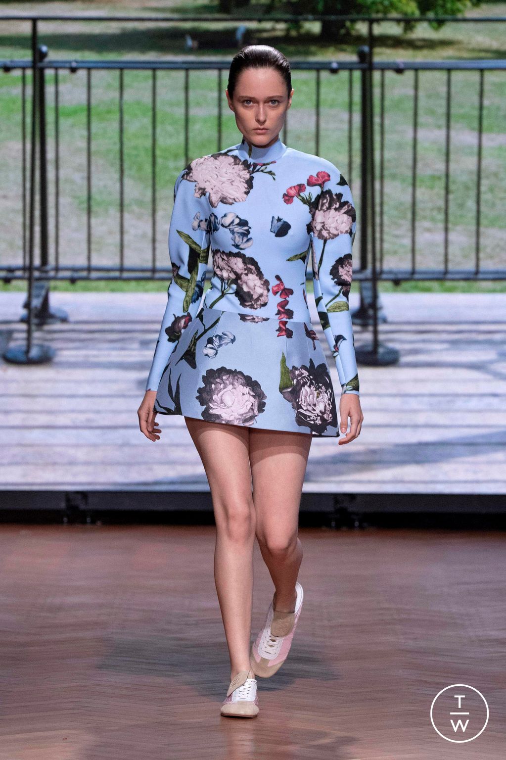 Fashion Week London Spring/Summer 2026 look 43 from the Kent & Curwen collection womenswear