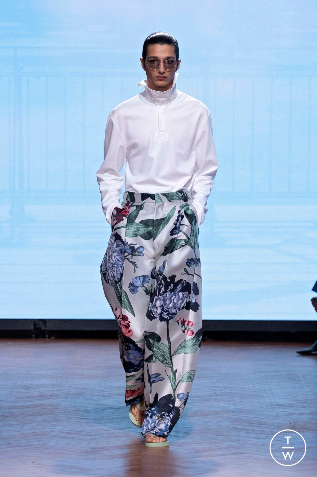 Fashion Week London Spring/Summer 2026 look 44 from the Kent & Curwen collection womenswear