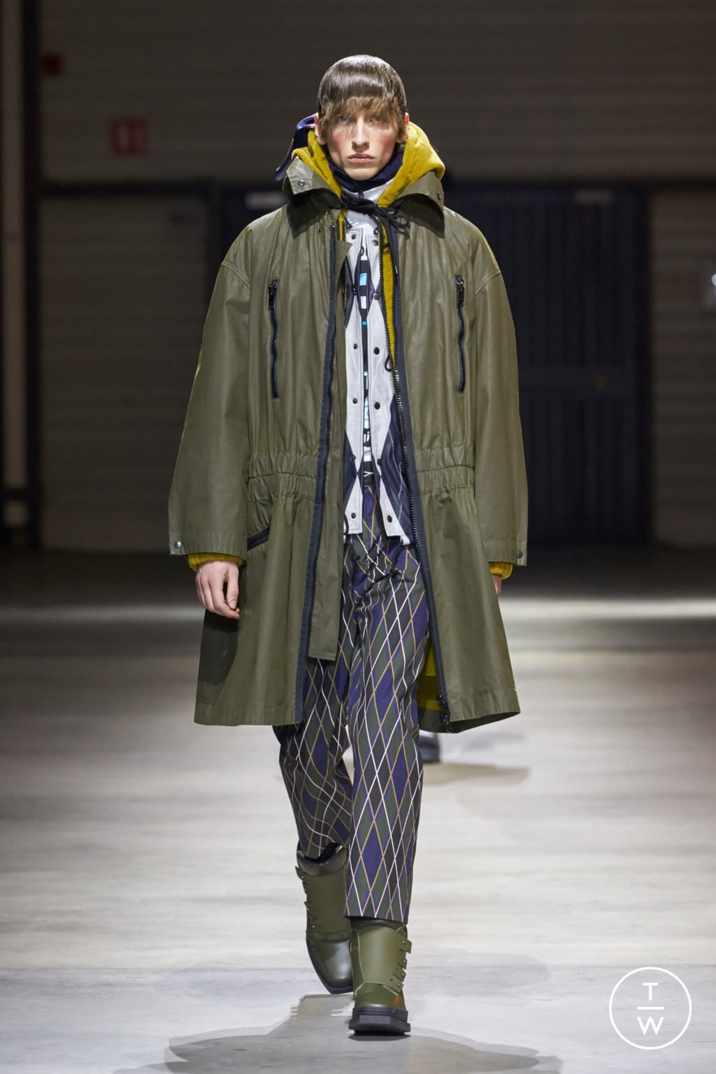 Fashion Week Paris Fall/Winter 2017 look 15 from the Kenzo collection menswear