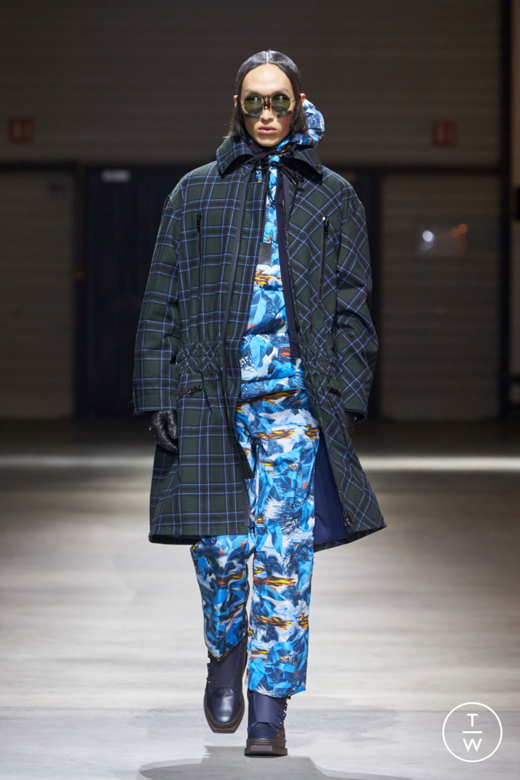 Fashion Week Paris Fall/Winter 2017 look 19 from the Kenzo collection menswear