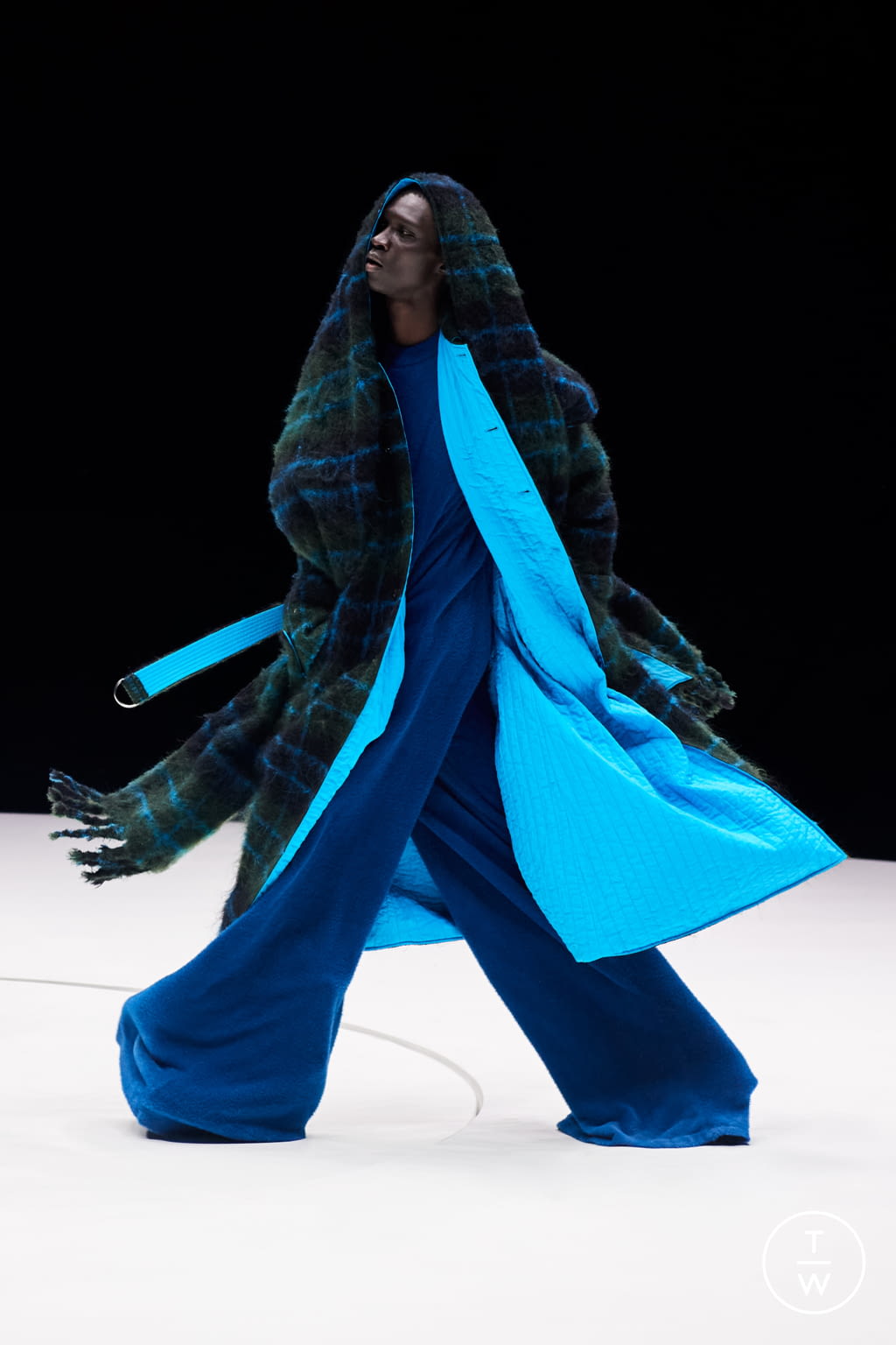 Fashion Week Paris Fall/Winter 2021 look 5 from the Kenzo collection 女装