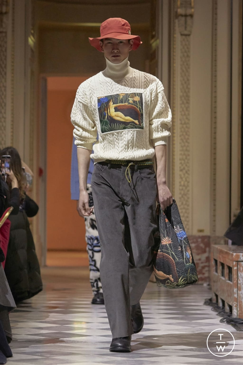 Fashion Week Paris Fall/Winter 2018 look 25 from the Kenzo Memento collection menswear