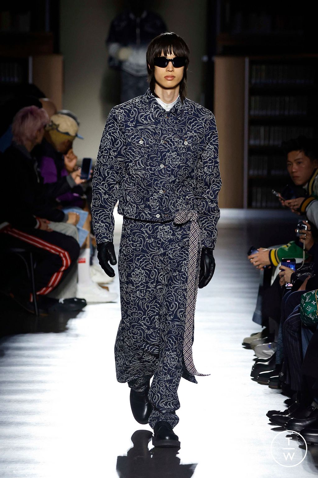 Fashion Week Paris Fall/Winter 2024 look 6 de la collection Kenzo menswear