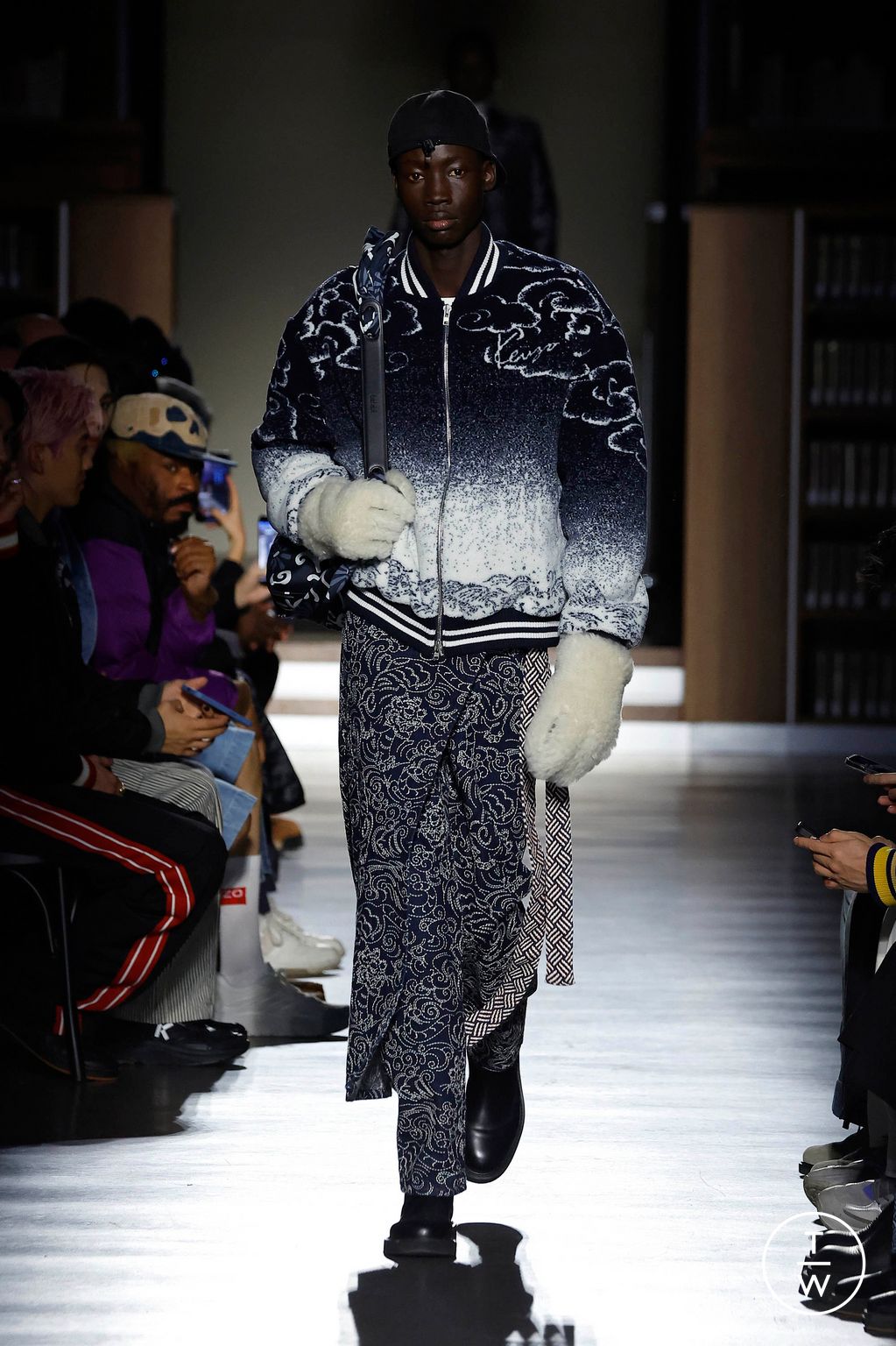 Fashion Week Paris Fall/Winter 2024 look 7 de la collection Kenzo menswear
