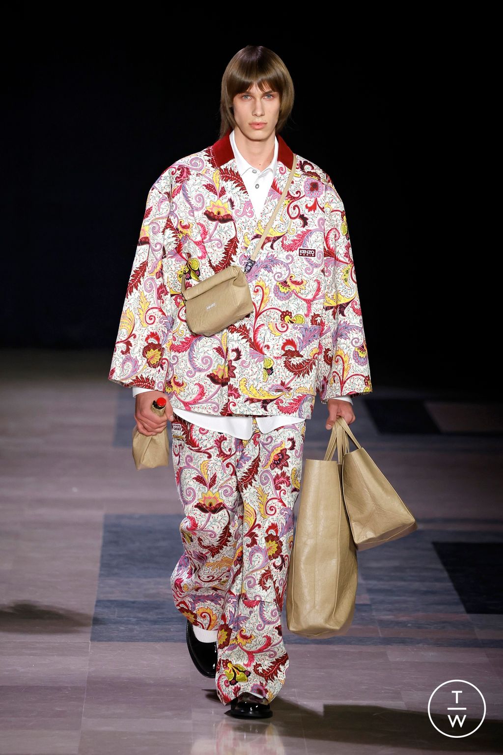 Fashion Week Paris Fall/Winter 2025 look 10 de la collection Kenzo menswear