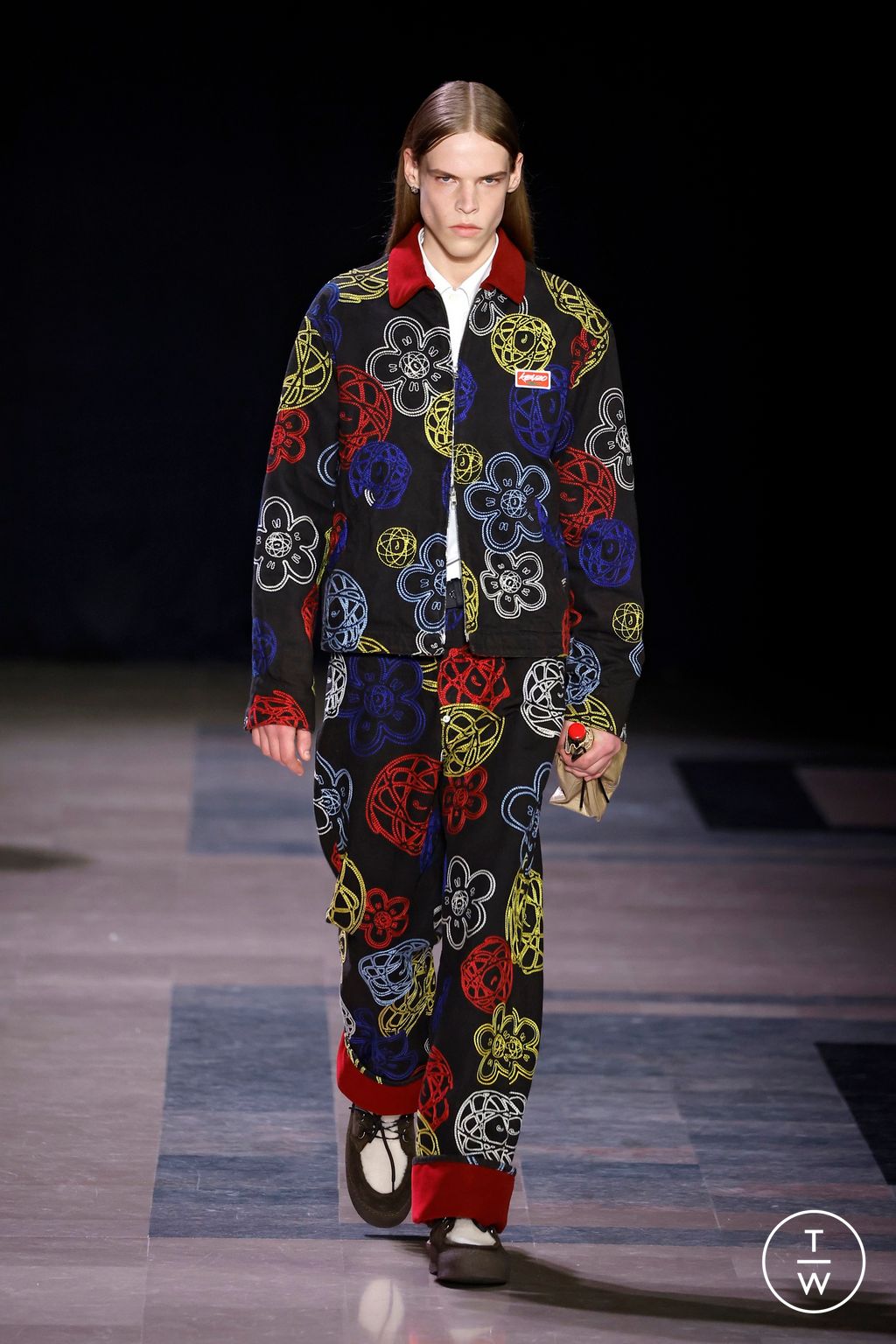 Fashion Week Paris Fall/Winter 2025 look 15 from the Kenzo collection menswear