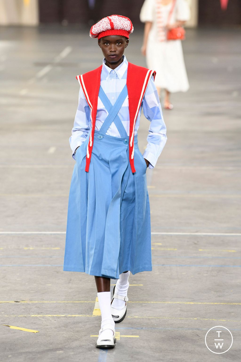 Fashion Week Paris Spring/Summer 2023 look 3 from the Kenzo collection menswear