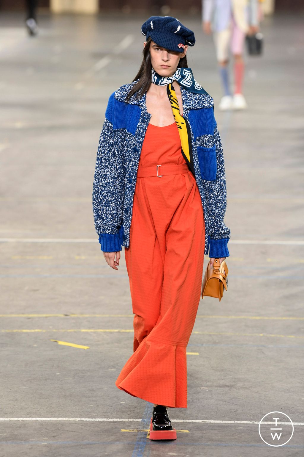 Fashion Week Paris Spring/Summer 2023 look 21 from the Kenzo collection 男装