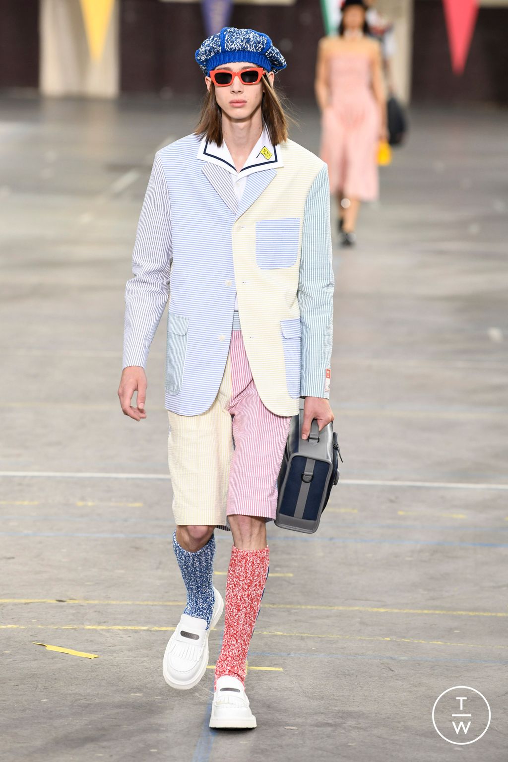 Fashion Week Paris Spring/Summer 2023 look 22 from the Kenzo collection menswear