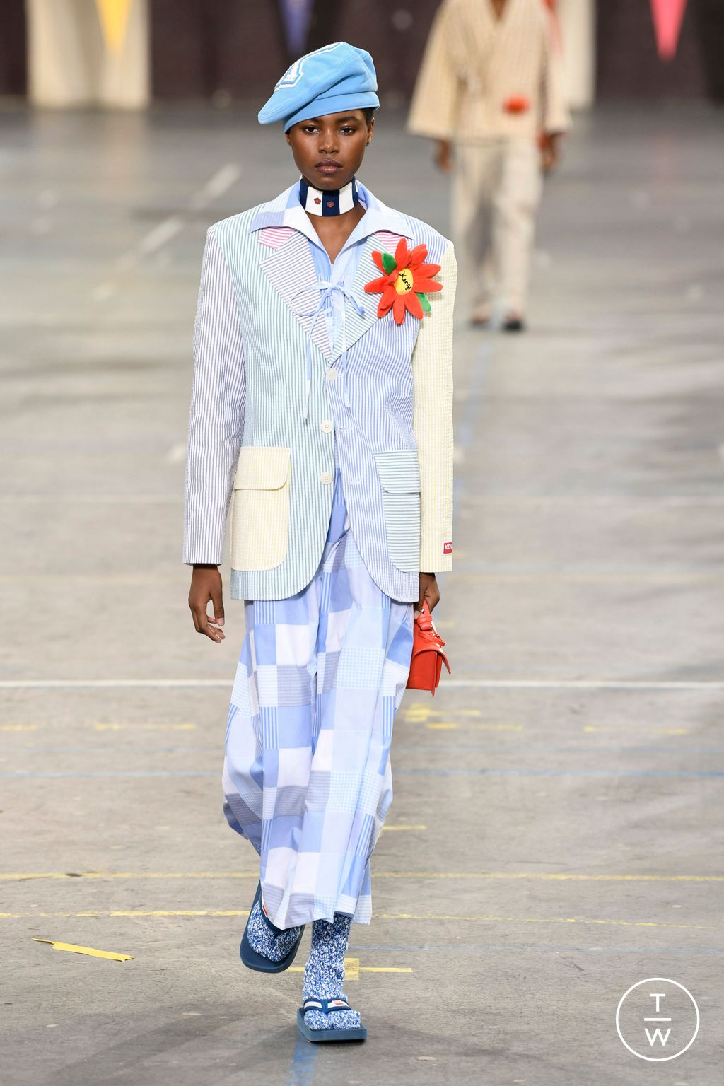 Fashion Week Paris Spring/Summer 2023 look 25 from the Kenzo collection menswear