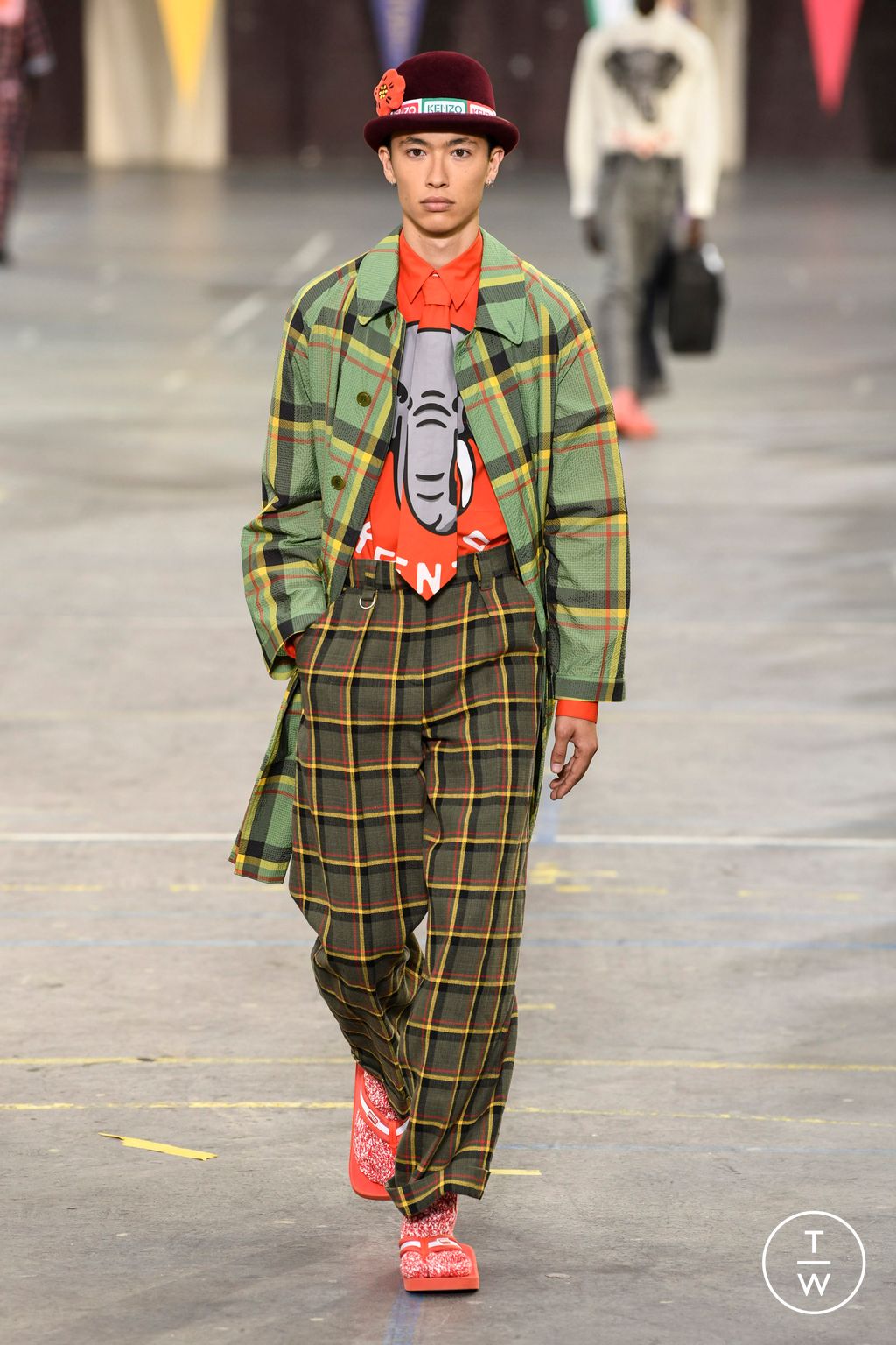 Fashion Week Paris Spring/Summer 2023 look 54 from the Kenzo collection menswear