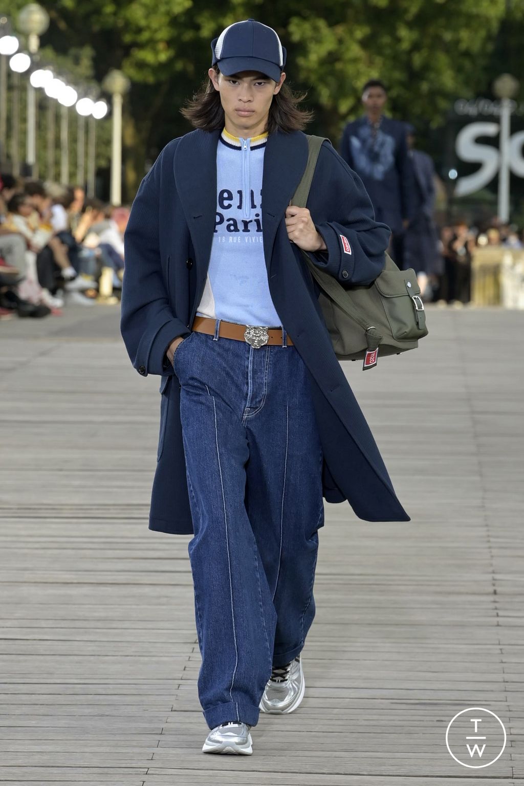 Fashion Week Paris Spring/Summer 2024 look 2 de la collection Kenzo menswear