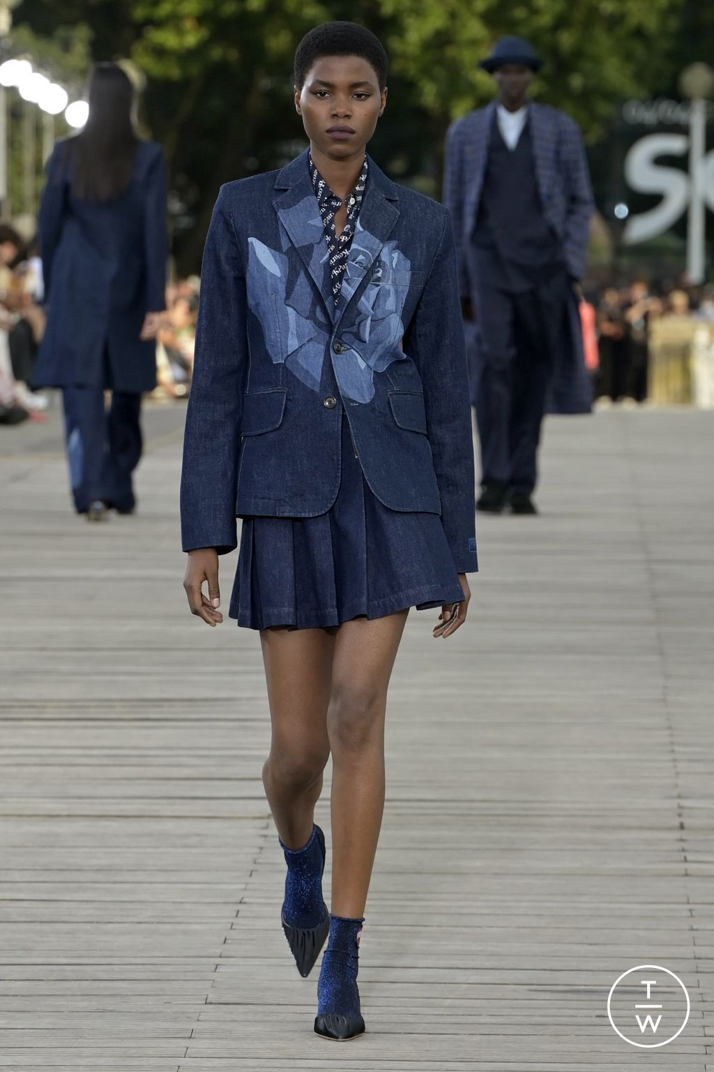 Fashion Week Paris Spring/Summer 2024 look 3 from the Kenzo collection 男装