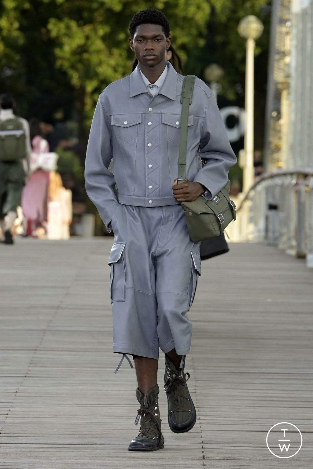Fashion Week Paris Spring/Summer 2024 look 41 from the Kenzo collection menswear