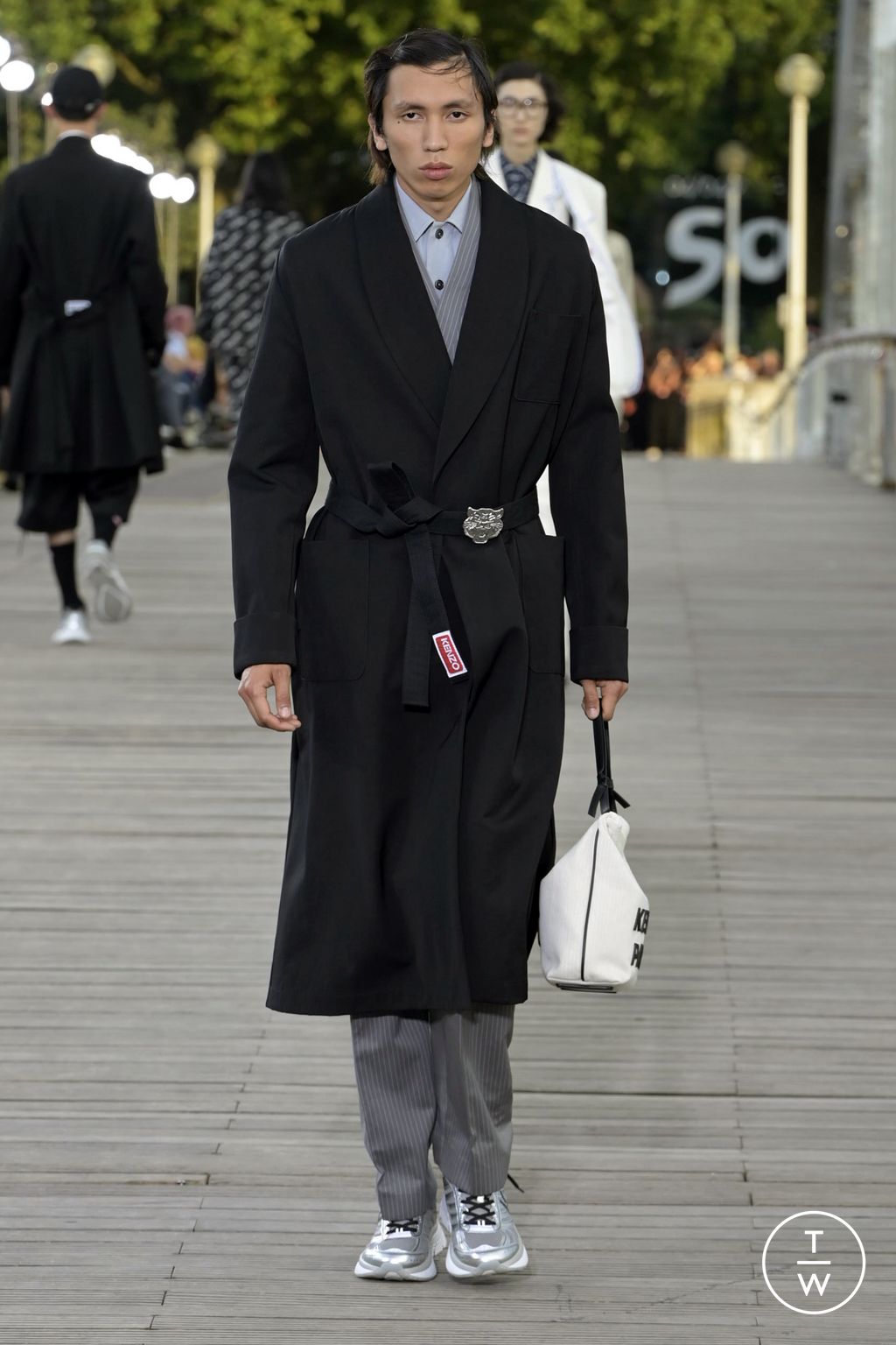 Fashion Week Paris Spring/Summer 2024 look 55 from the Kenzo collection menswear