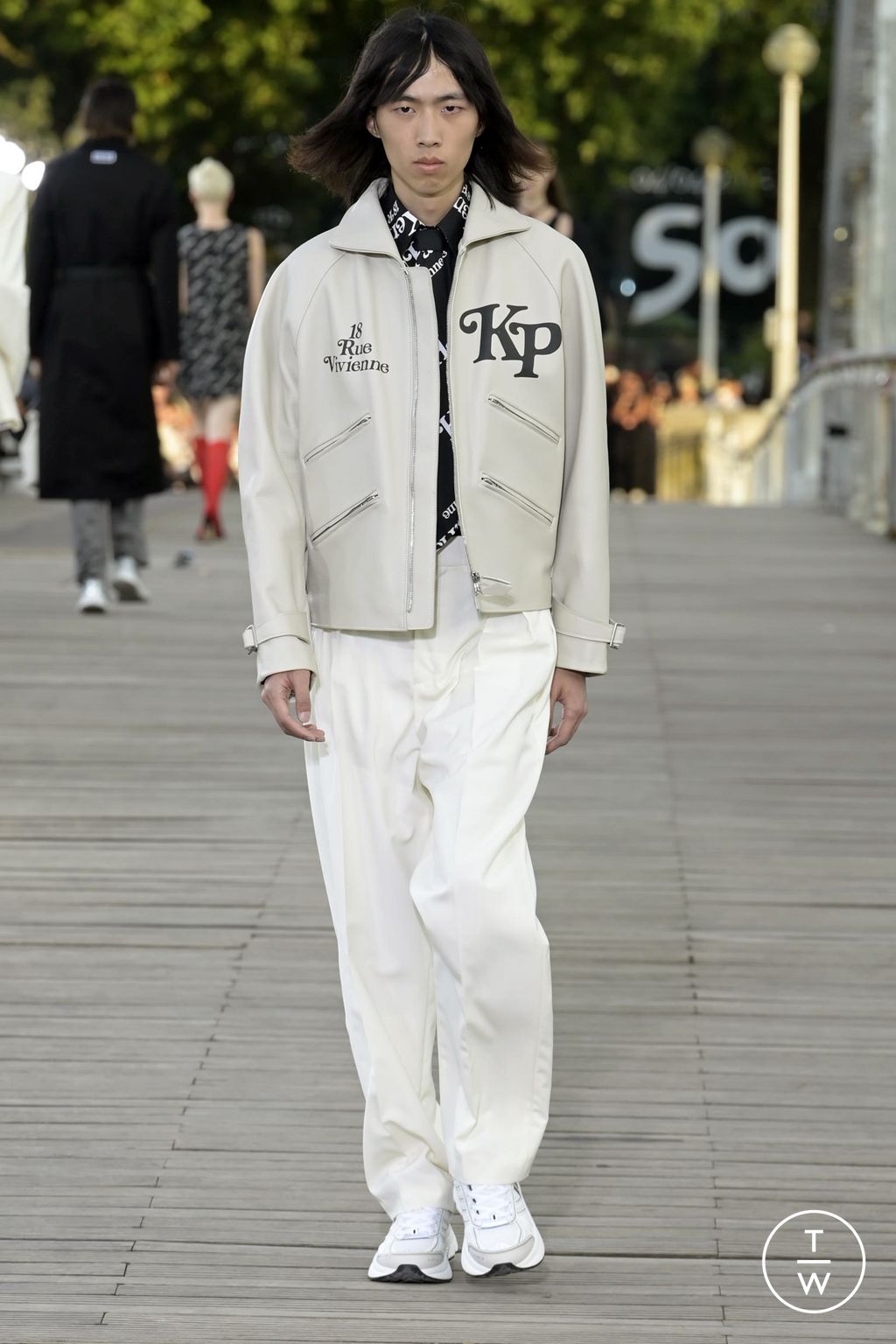 Fashion Week Paris Spring/Summer 2024 look 58 from the Kenzo collection 男装