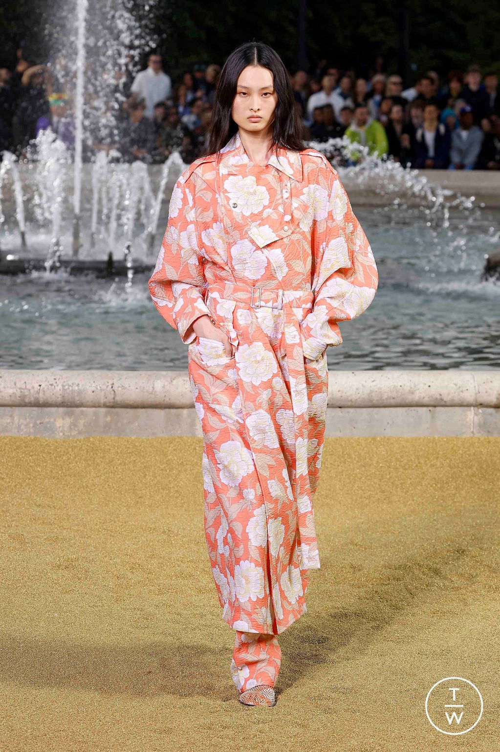 Fashion Week Paris Spring-Summer 2025 look 43 de la collection Kenzo menswear